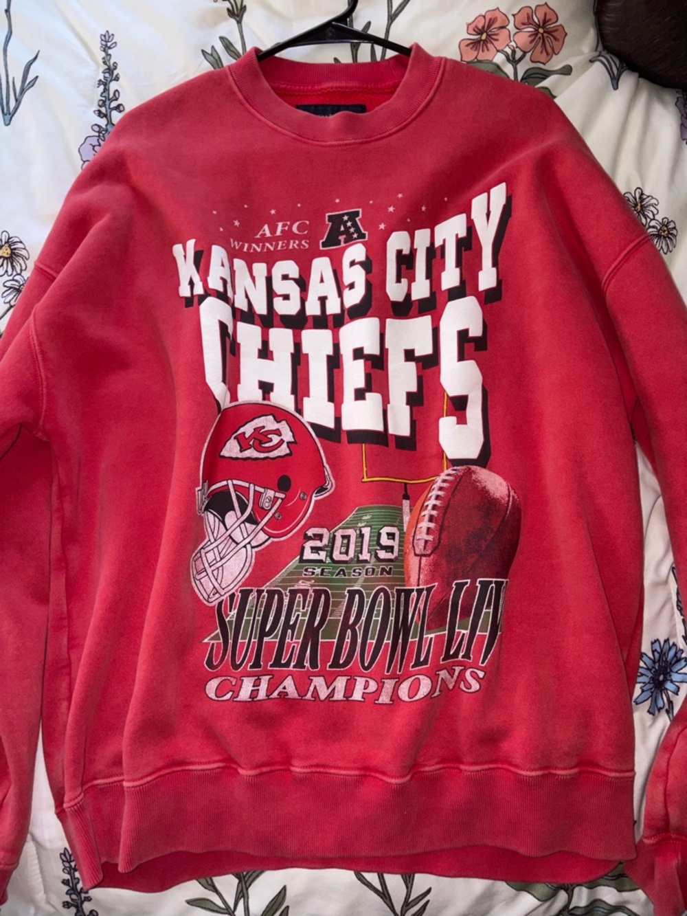 Abercrombie & Fitch Red Kansas City Chiefs Super Bowl Champs Sweatshirt